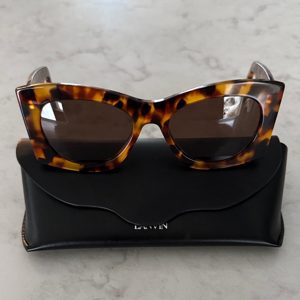 Lanvin Brown Tortoise Women's Sunglasses
